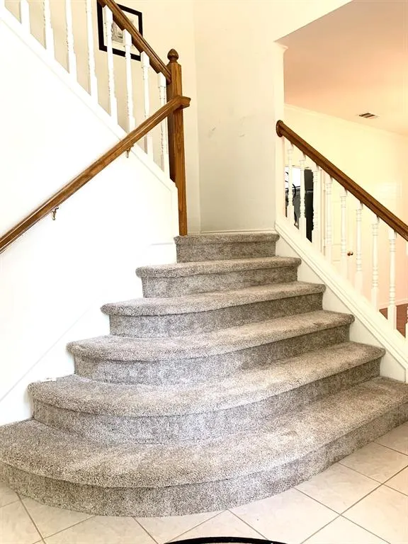 7813 Aqua Vista Drive