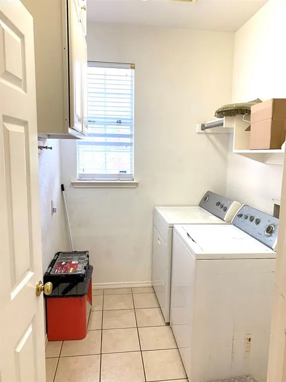 7813 Aqua Vista Drive