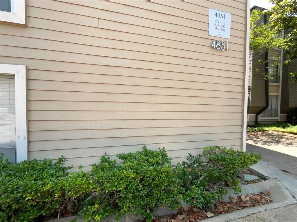 4851 Cedar Springs Road, #281