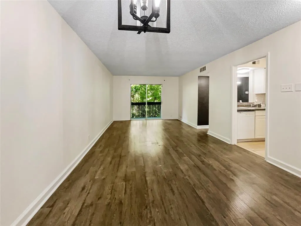 4851 Cedar Springs Road, #281