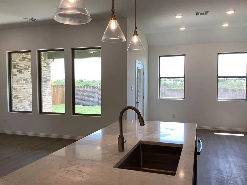 1220 Abbott Creek