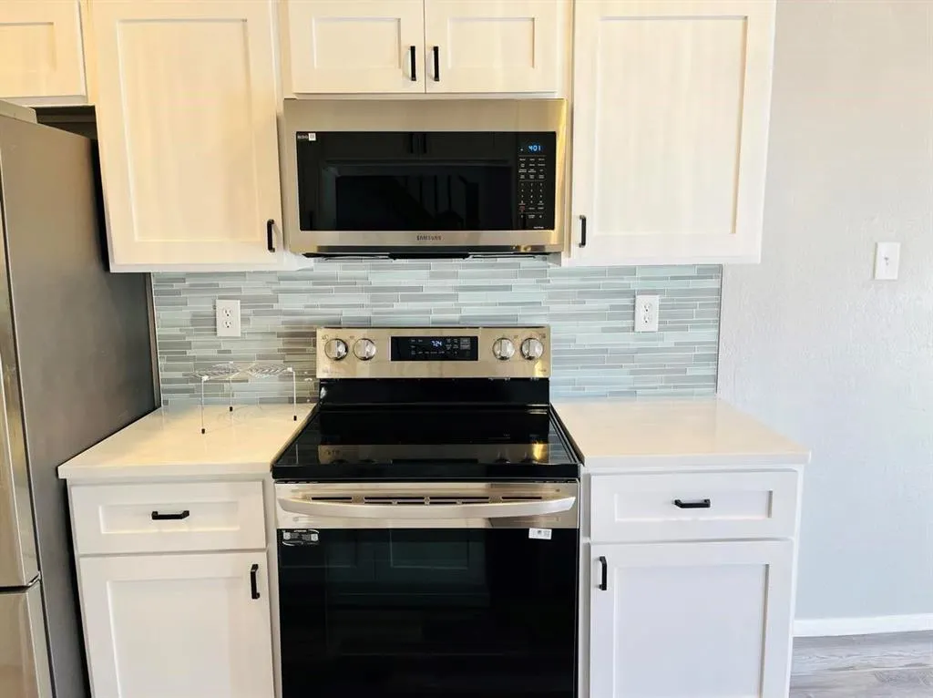 7107 Holly Hill Drive, #12