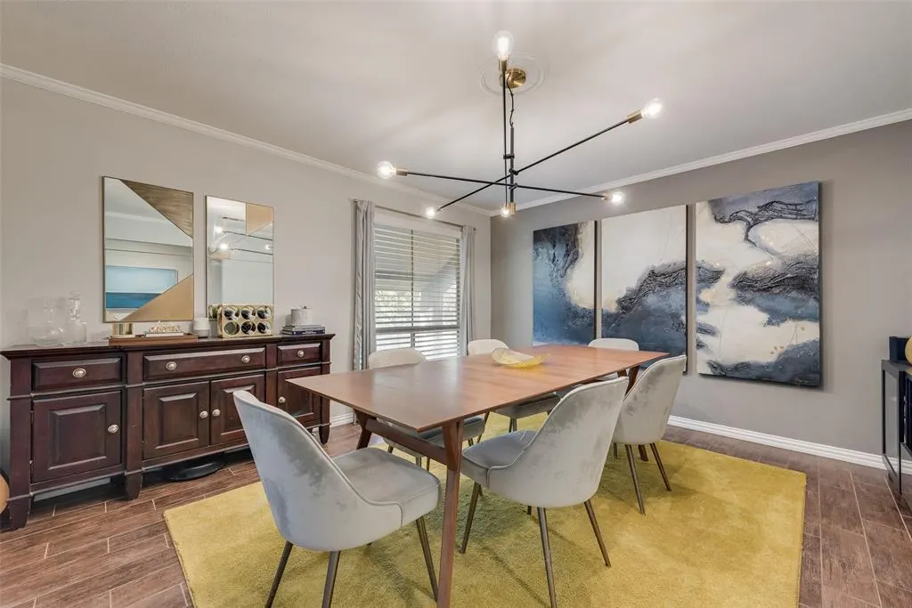 1529 Windchime Drive