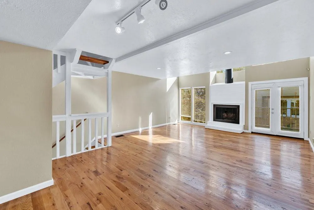 6808 Eastridge Drive, #A4