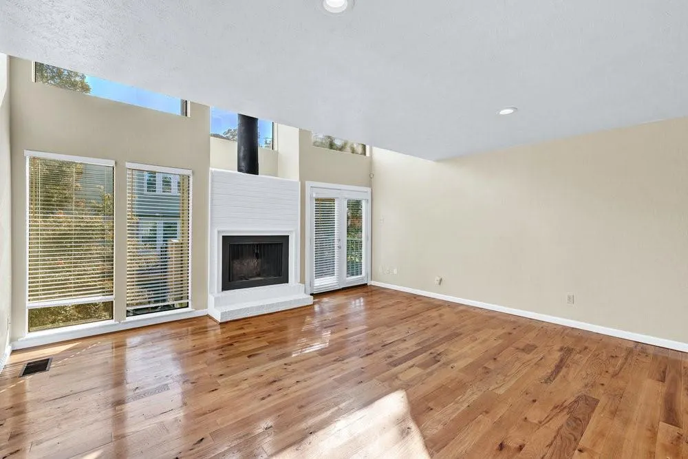 6808 Eastridge Drive, #A4