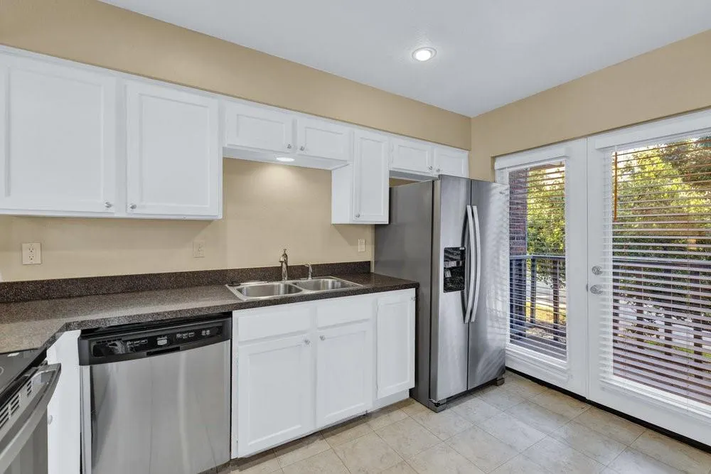 6808 Eastridge Drive, #A4