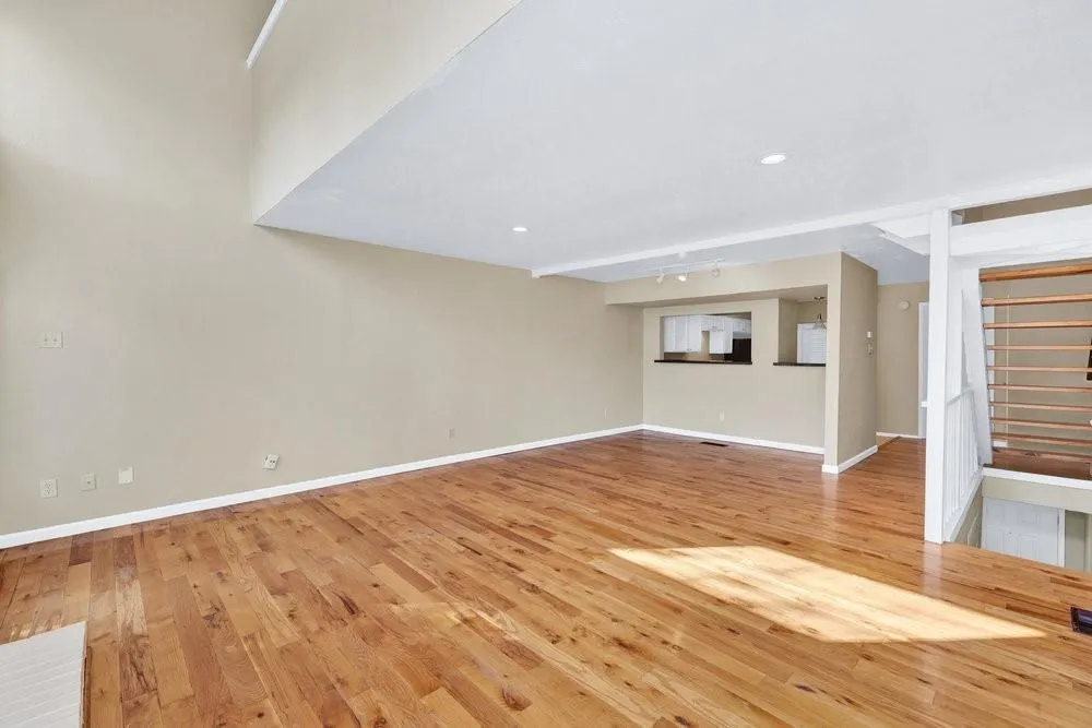 6808 Eastridge Drive, #A4