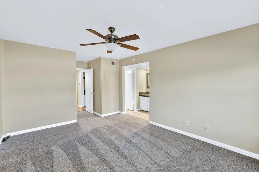 6808 Eastridge Drive, #A4