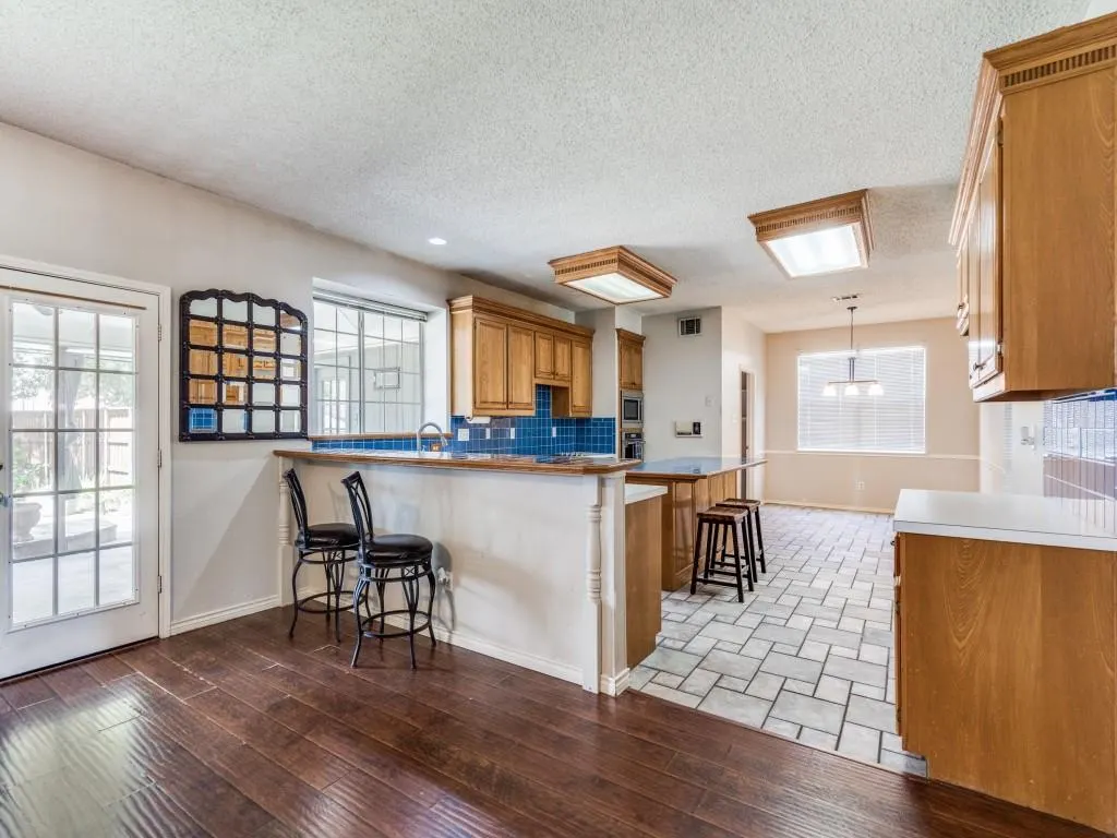 1607 Haven Place