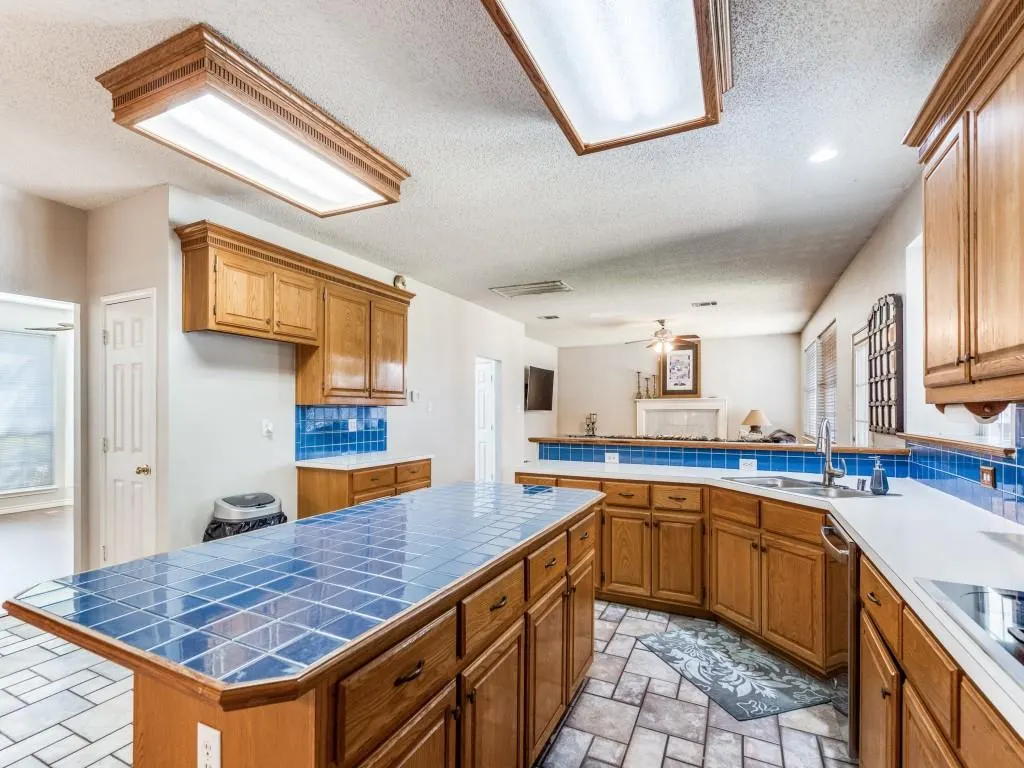 1607 Haven Place