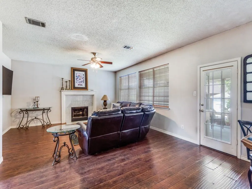 1607 Haven Place