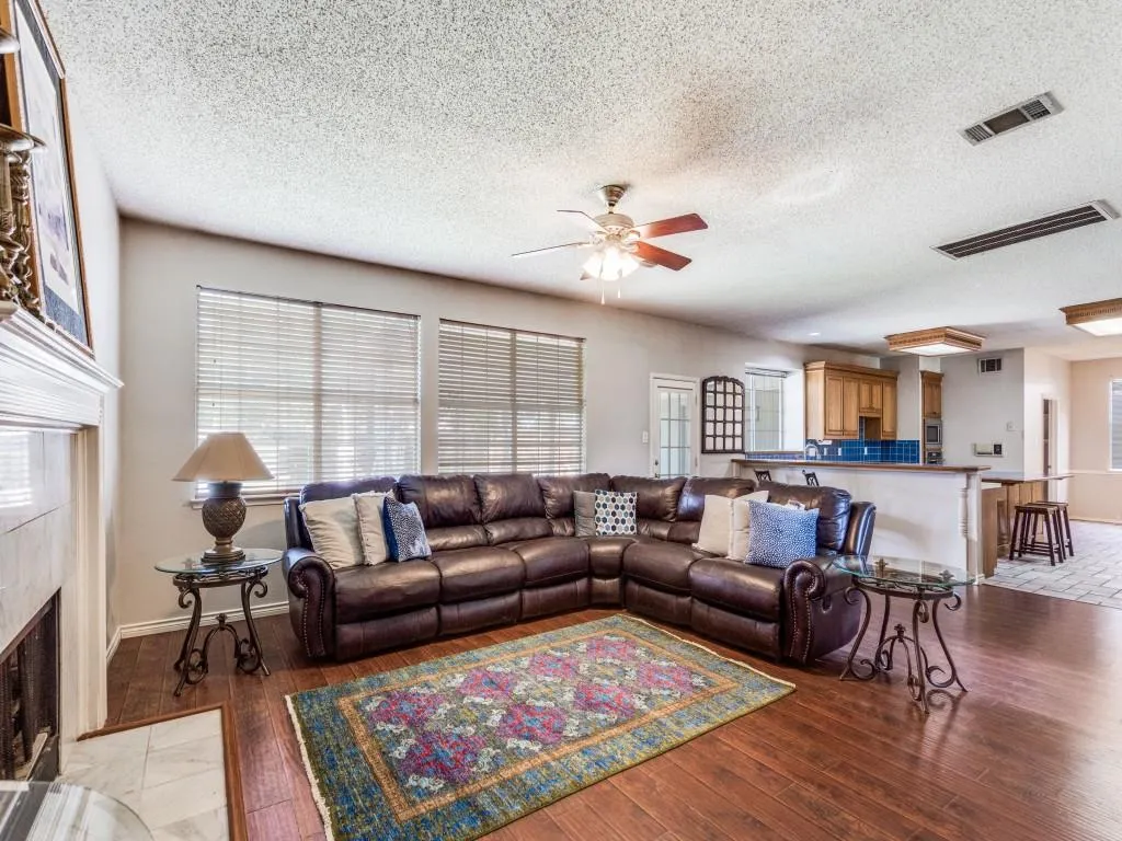 1607 Haven Place