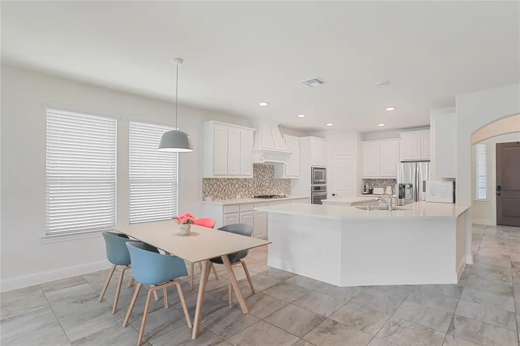 10245 Marathon Court