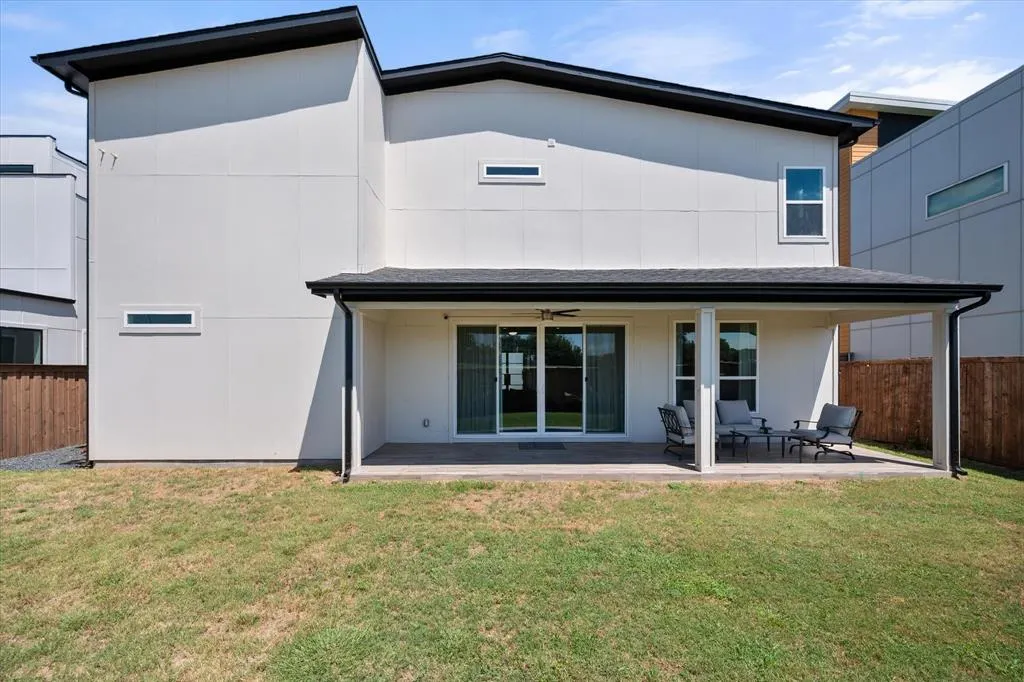 4029 Ivanhoe Lane