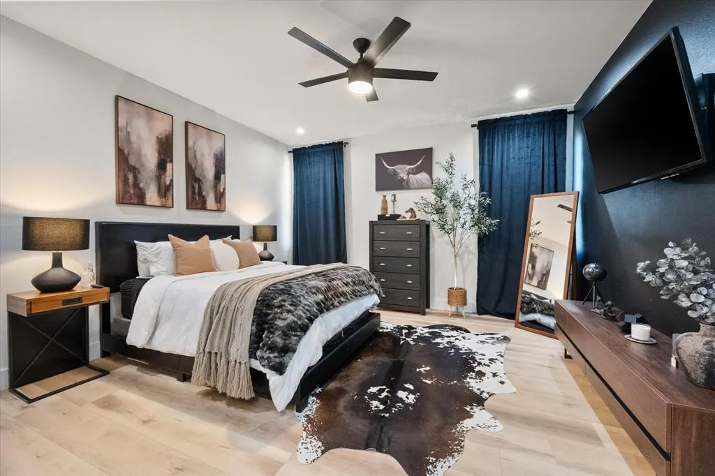 4029 Ivanhoe Lane