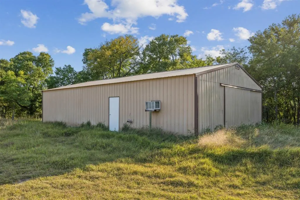 9530 County Road 581