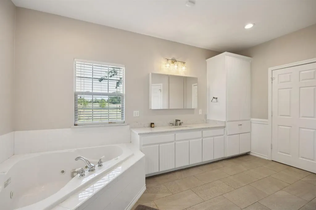 9530 County Road 581
