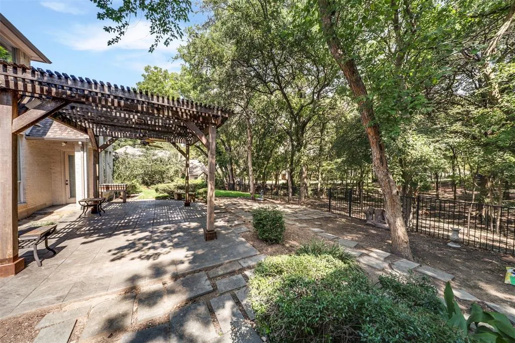 2203 Misty Way