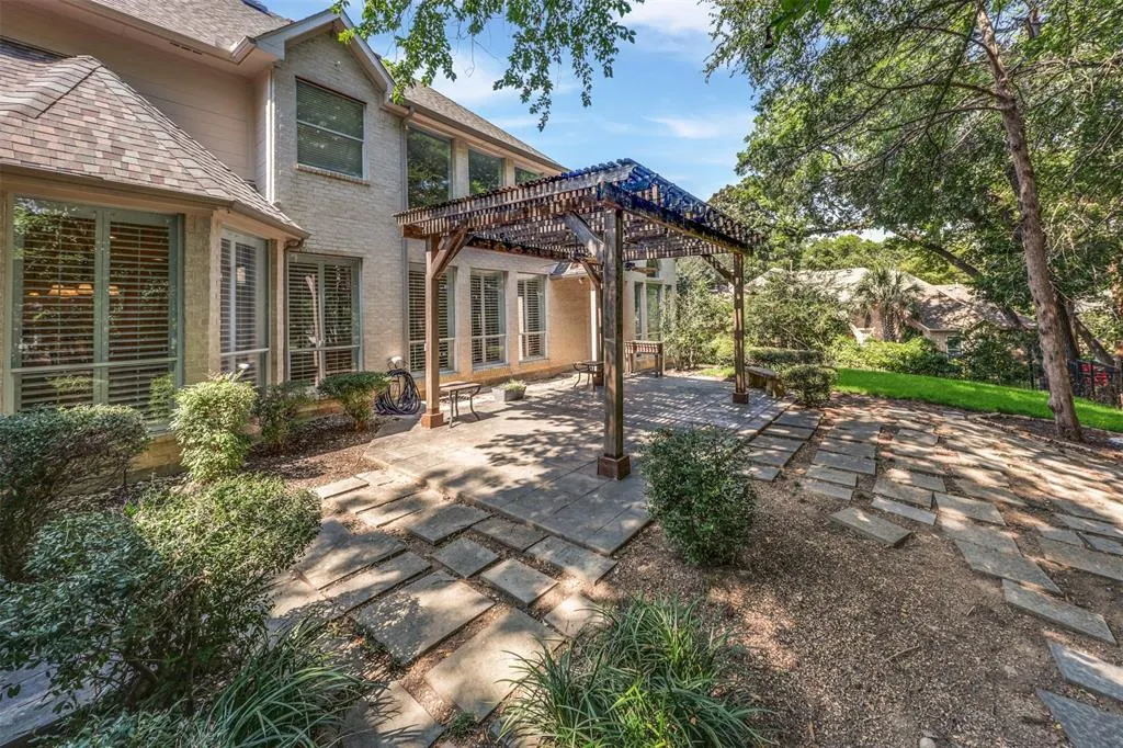 2203 Misty Way