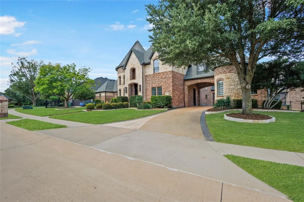 2871 Creekwood Lane