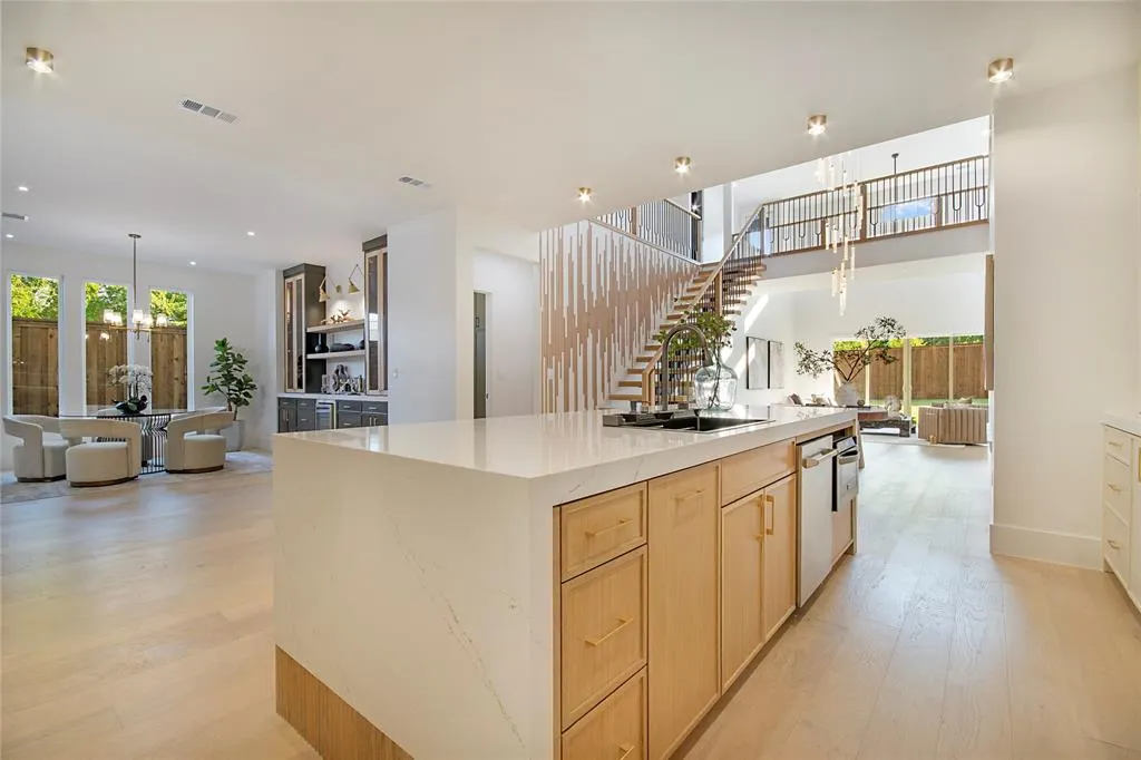 10330 Bel Aire Drive