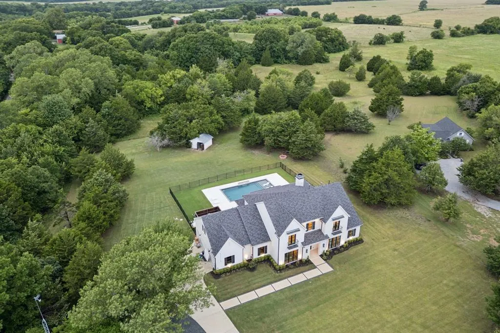7025 County Road 202