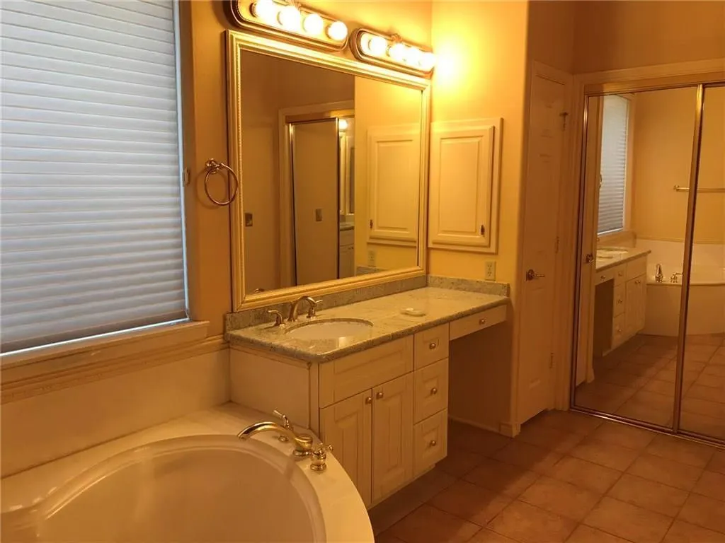 5332 Gatesworth Lane
