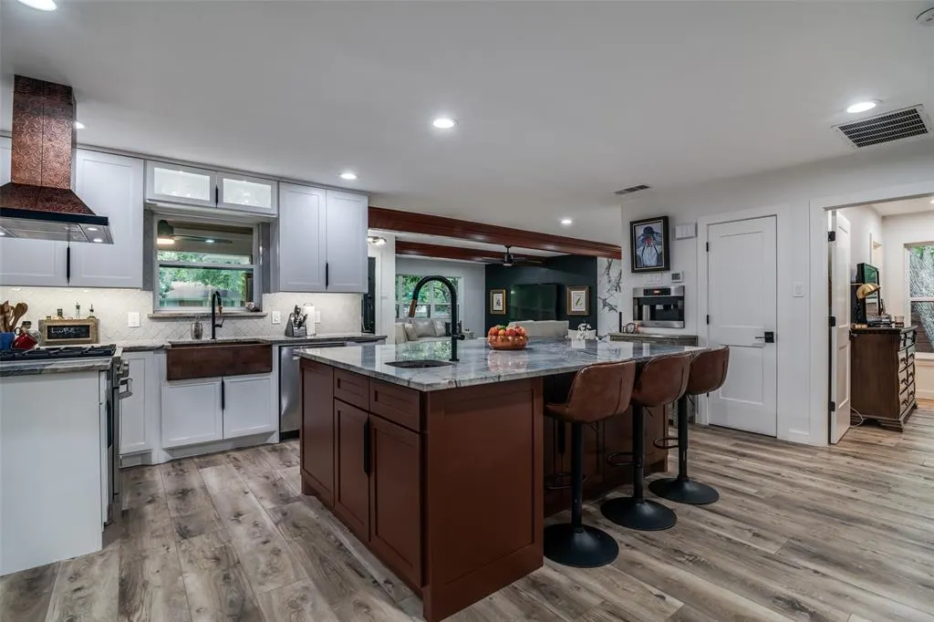 7340 Lehigh Drive