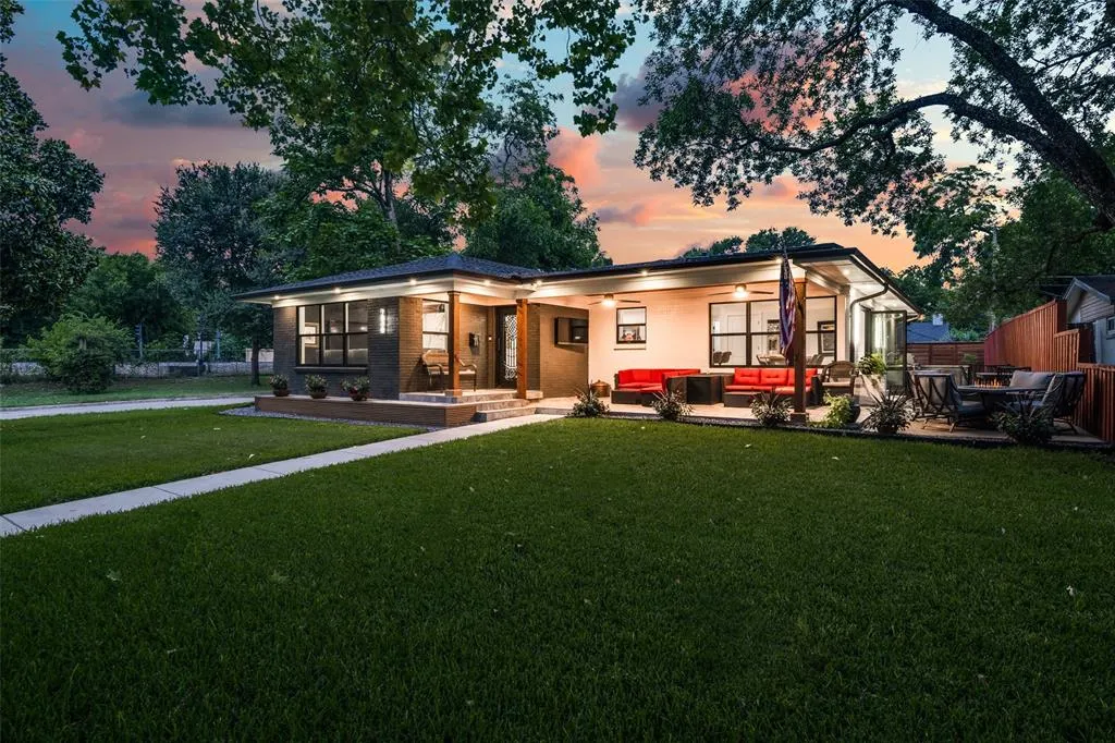 7340 Lehigh Drive