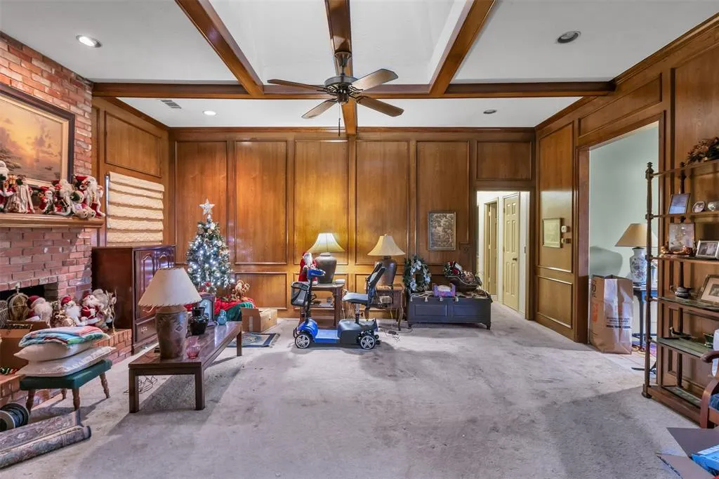 3944 Merriman Drive