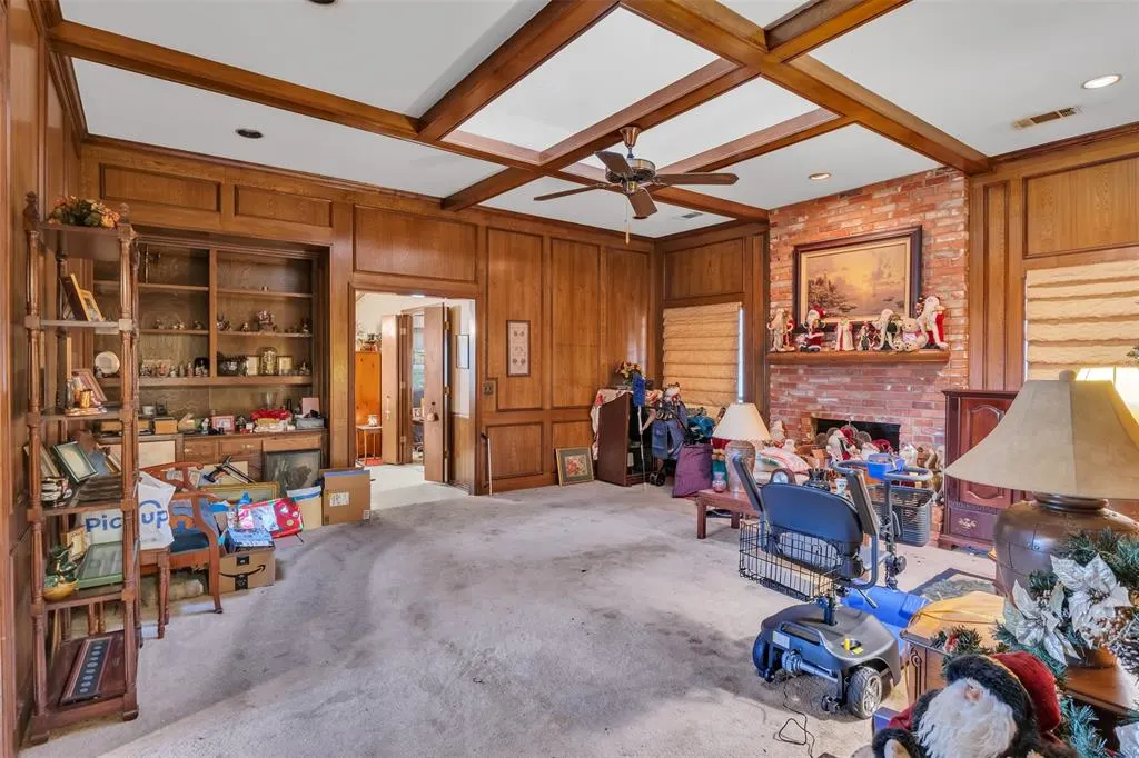 3944 Merriman Drive