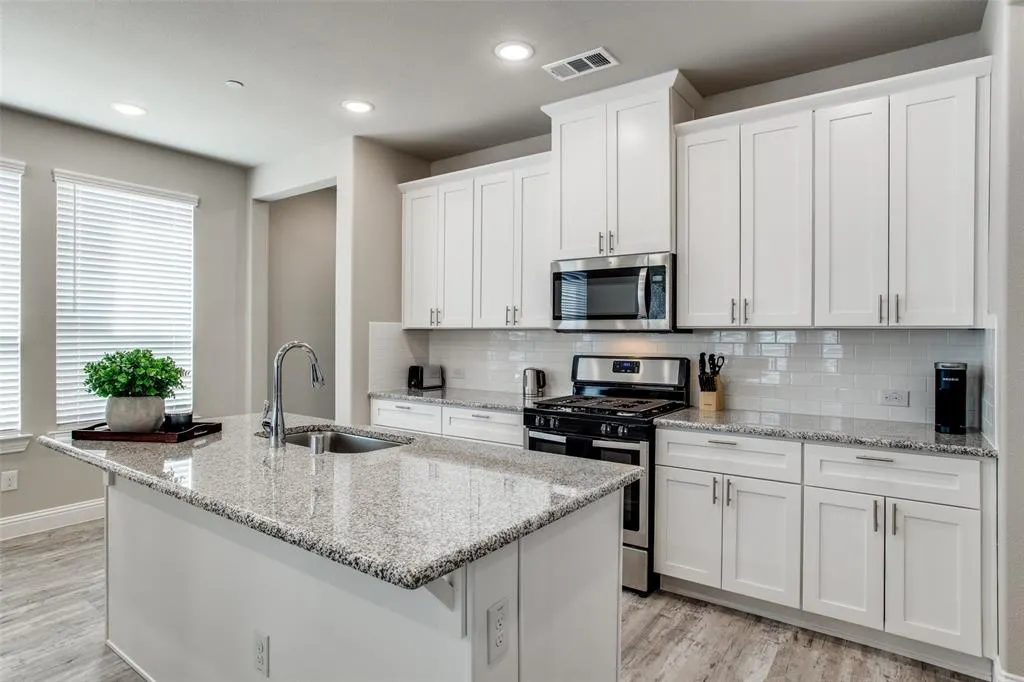 1718 Lisa Court