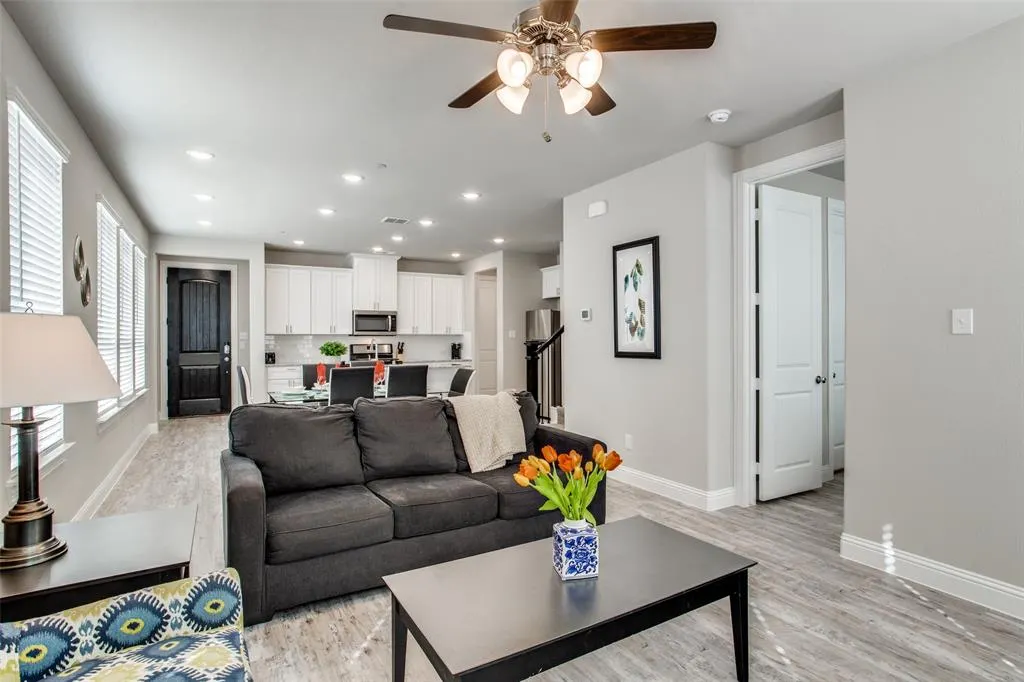 1718 Lisa Court