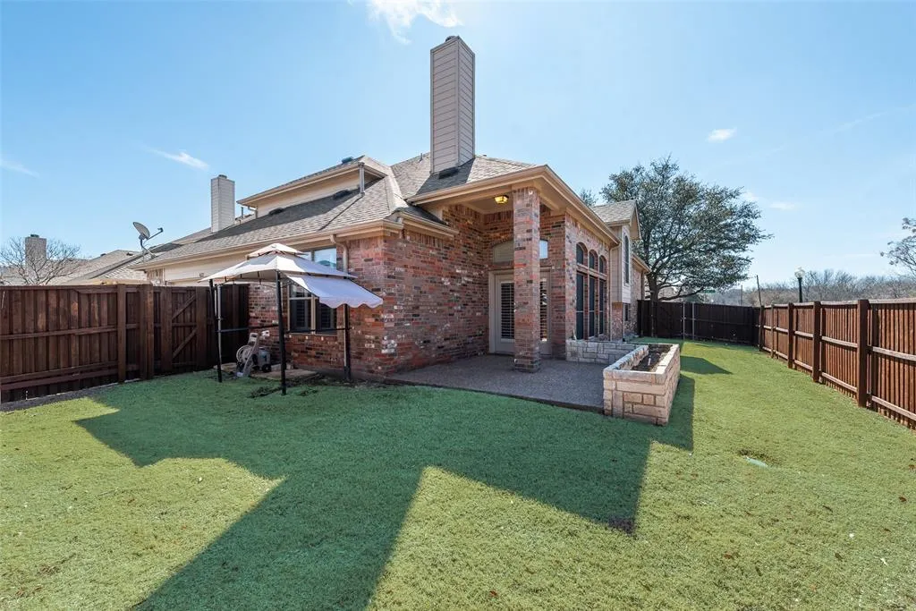 4621 Bending Oak Trail