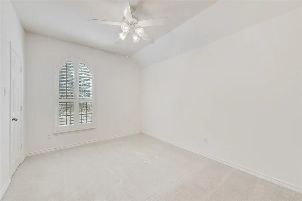 4621 Bending Oak Trail