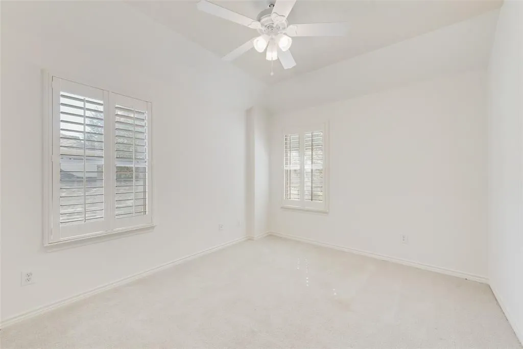 4621 Bending Oak Trail