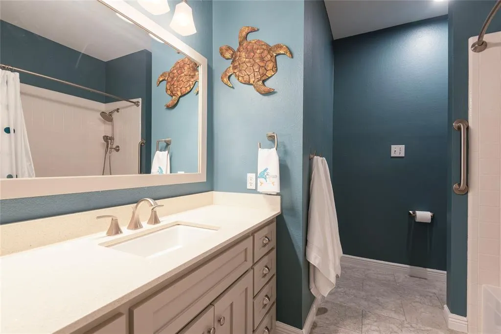 3128 Glory Lane