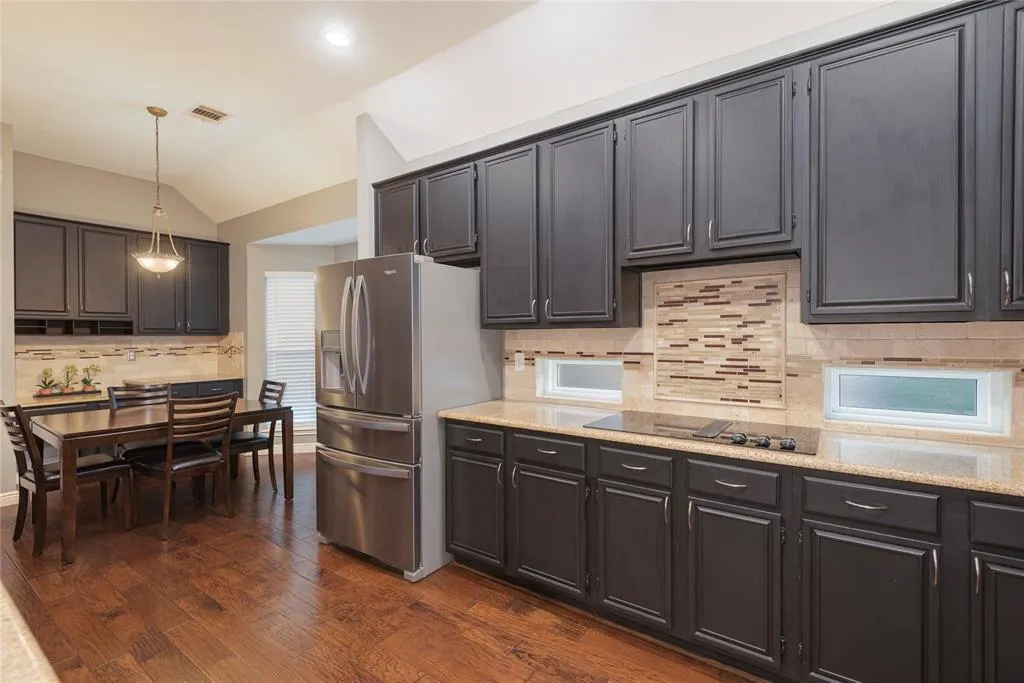 3128 Glory Lane