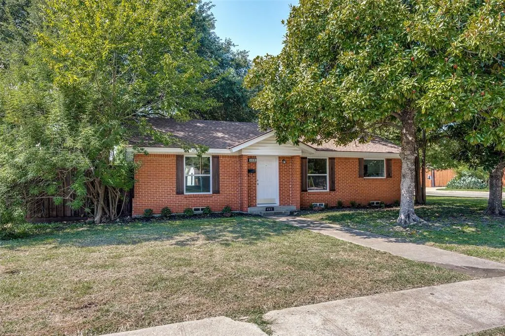 405 Easton Road