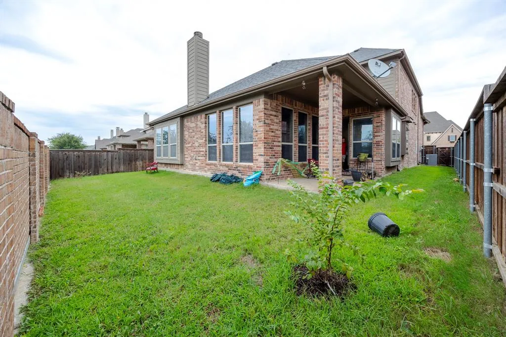 5579 Lightfoot Lane