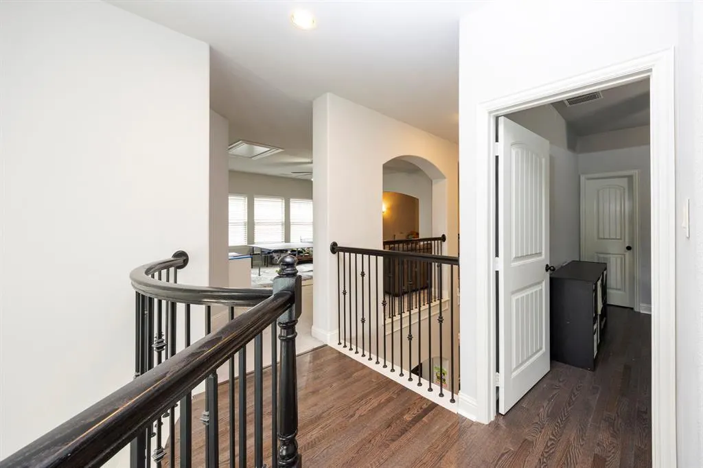 5579 Lightfoot Lane