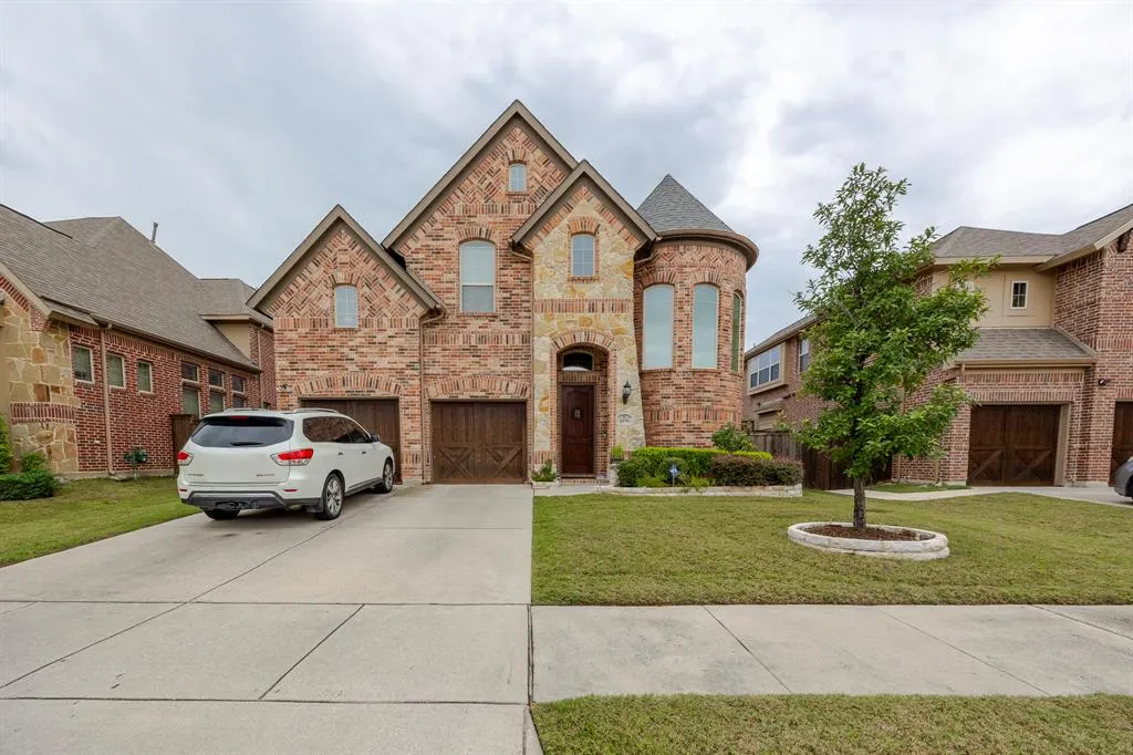 5579 Lightfoot Lane
