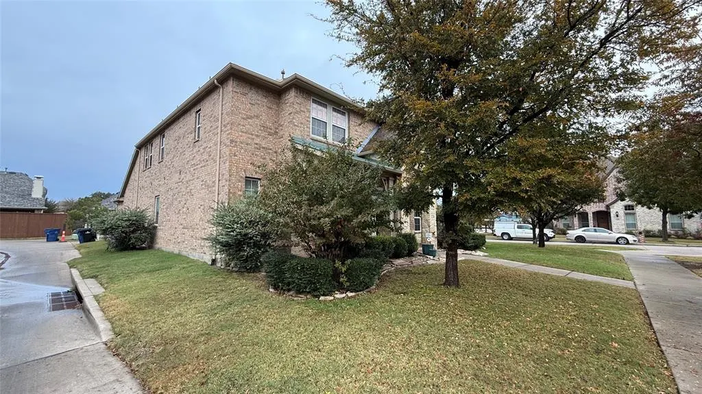 3256 Clearfork Trail