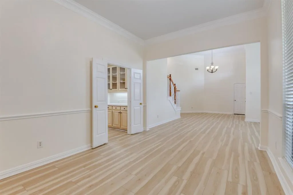 3720 Southport Drive