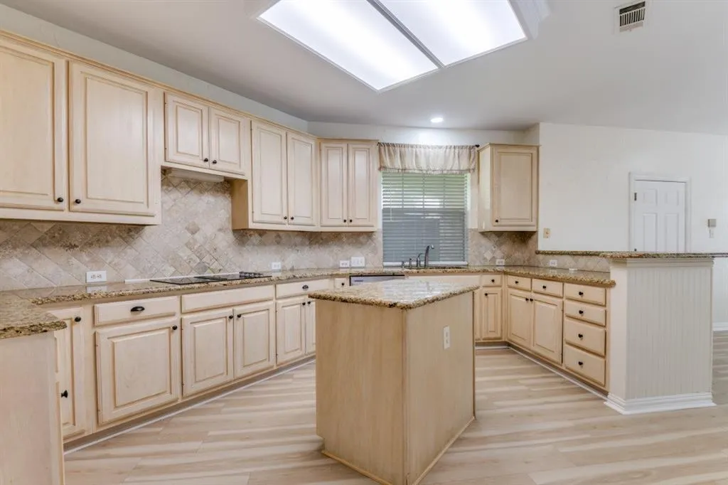 3720 Southport Drive