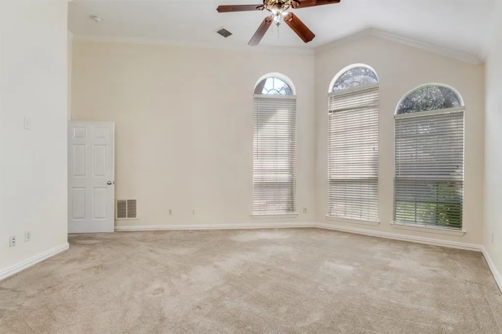 3720 Southport Drive