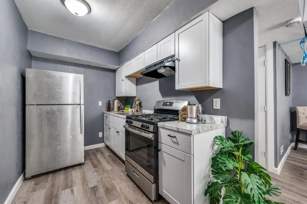4407 San Jacinto Street, #202