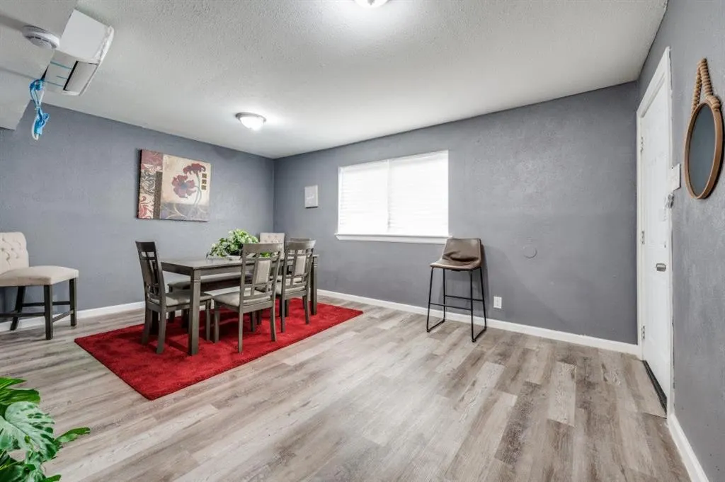 4407 San Jacinto Street, #202