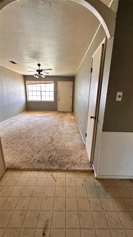 1511 Laurel Lane