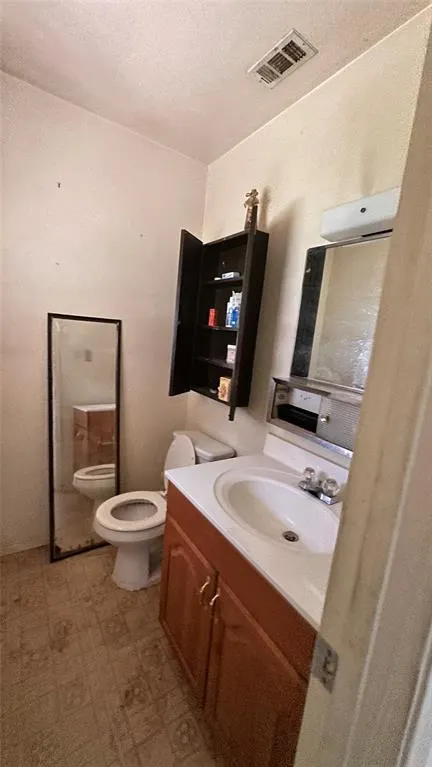 1511 Laurel Lane
